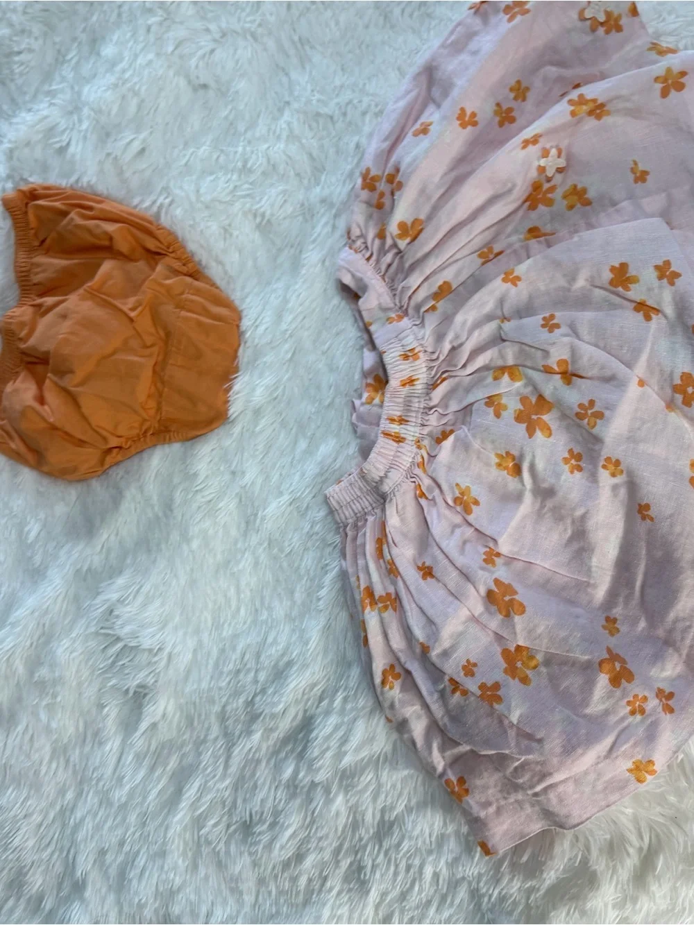 Baby Gap xl 18-24M skirt & diaper cover two piece set